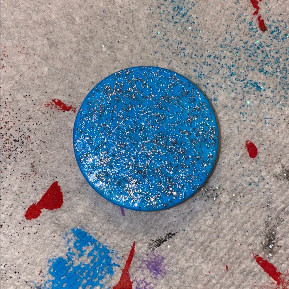 Custom Popsocket - Picture 2 of 2